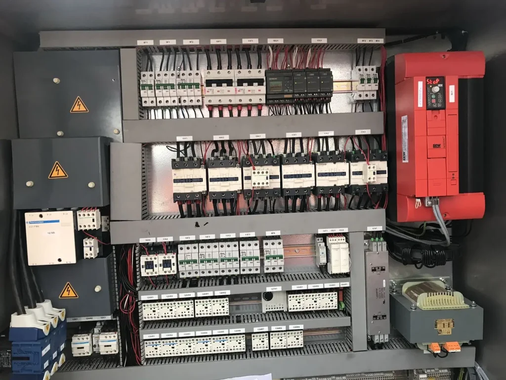 Kraansturing met nieuwe frequentieregelaar